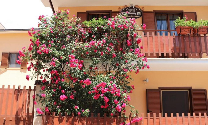 Massa d'Albe Cama Y Desayuno | B&B A Casa di Nonna