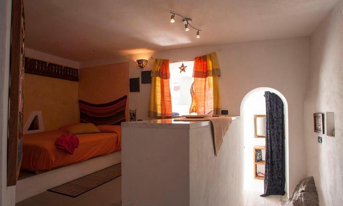 Aieta Cama Y Desayuno | B&B BIANCALUNA