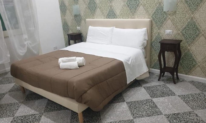 Battipaglia Cama Y Desayuno | B&B By the Station