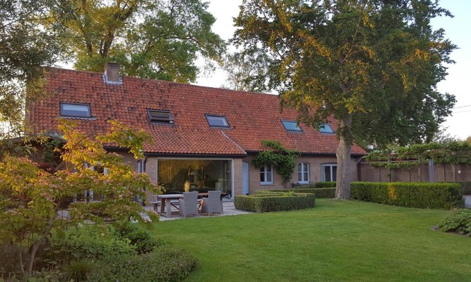 Wevelgem Cama Y Desayuno | B&B Col del vino