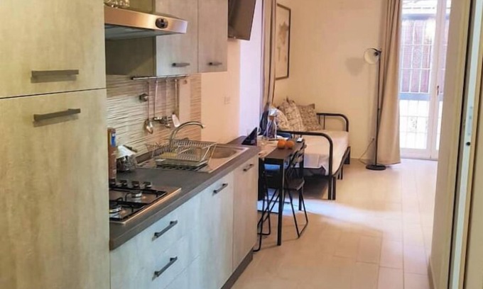 Pozzuoli Cama Y Desayuno | B&B Domus Flavia Pozzuoli