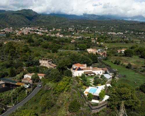 Santa Venerina Cama Y Desayuno | B&B Donna Cinzia