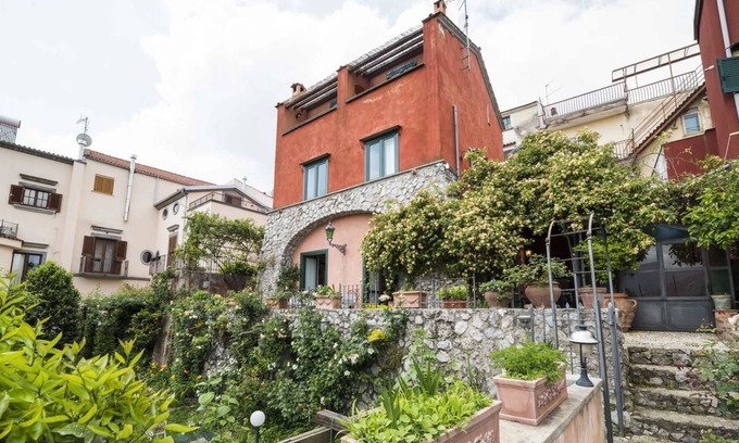 Cava de' Tirreni Cama Y Desayuno | B&B Gattacicova