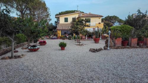 Sas Linnas Siccas Cama Y Desayuno | B&b Giglio di Mare