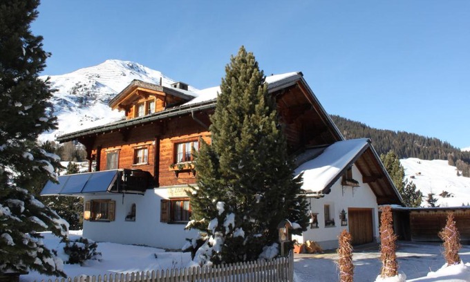 Davos-Dorf Cama Y Desayuno | B&B Haus im Sand