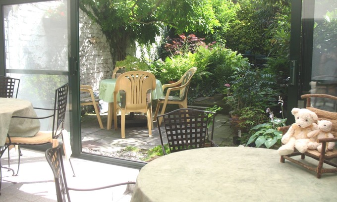 Sint-Andries Cama Y Desayuno | B&B Het Wit Beertje