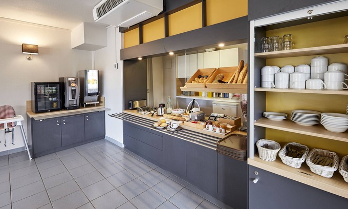 Saint-Aunes Hotel | B&B Hotel Montpellier Vendargues