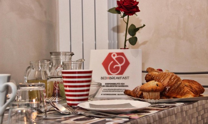 Tuscolano Cama Y Desayuno | B&B J&B