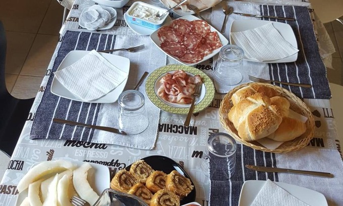 Pedara Cama Y Desayuno | B&B Lavika Pedara