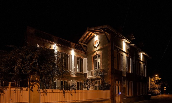 Saint-Elix-le-Chateau Cama Y Desayuno | B&B Le Domaine des Marcoujans