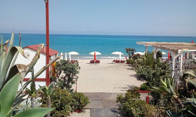 Gorgo Lungo Apartamento | B&B Mare Blu en el mar de Lascari / Cefalù