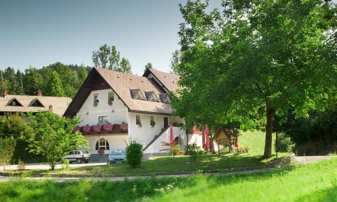 Idrija Cama Y Desayuno | B&B Na Kluk