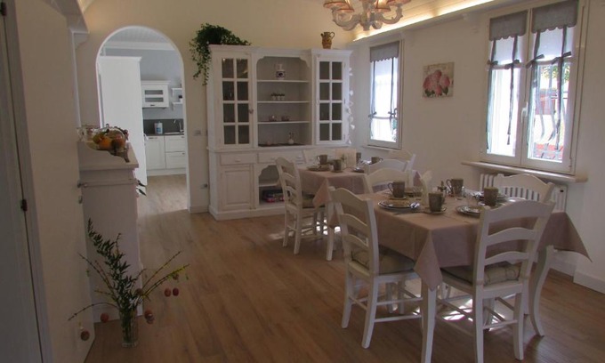 Massa Castello Cama Y Desayuno | B&B Nadine