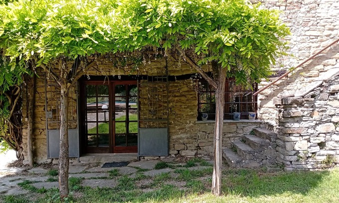 Grognardo Cama Y Desayuno | B&B NICOLE PONTI - paradise surrounded by greenery in total RELAX and PEACE