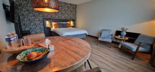 Lutten Cama Y Desayuno | B&B Opoes huusie