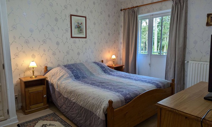 Ligny-le-Ribault Cama Y Desayuno | Habitación 'Perle' con WiFi, TV, desayuno incluido
