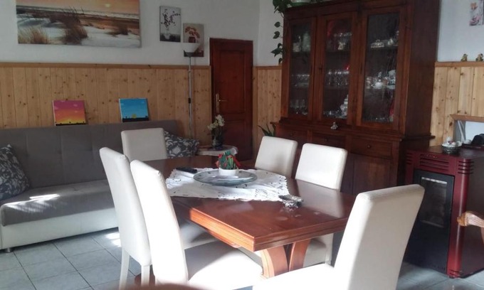 Santa Maria a Monte Cama Y Desayuno | B & B SANTA MARIA