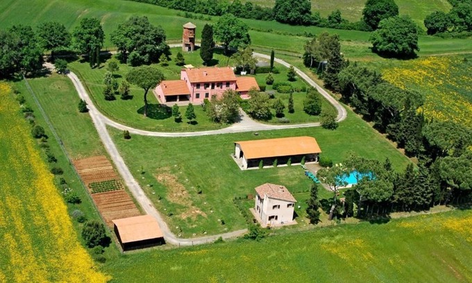 Civitella Paganico Cama Y Desayuno | B&B Tenuta di Paganico - Wine & Food