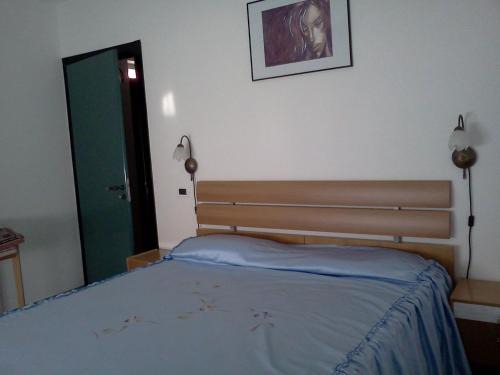 Vela Cama Y Desayuno | B&B Trento Nord