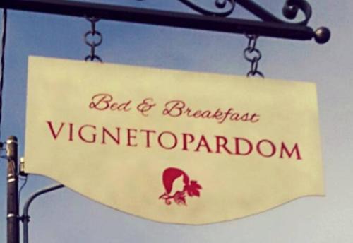 Montiglio Monferrato Cama Y Desayuno | B&B Vigneto Pardom