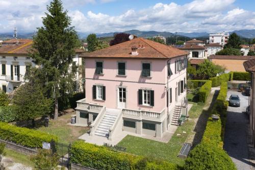 Lucca Historical Center Cama Y Desayuno | B&B Villa Agnese Lucca