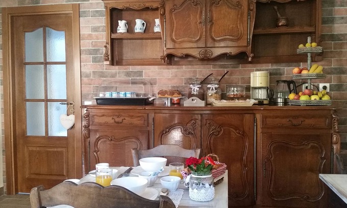 Carnot Cama Y Desayuno | B&B Villa Blanche