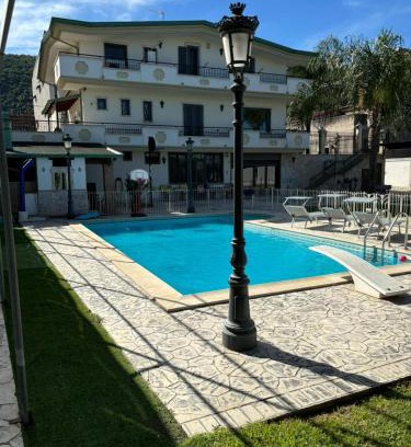 San Felice a Cancello Cama Y Desayuno | B&b Villa Candida
