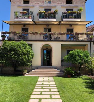 Garda Cama Y Desayuno | B&B Villa Dall'Agnola