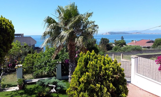 Su Forti Cama Y Desayuno | B&B VILLA ELISA