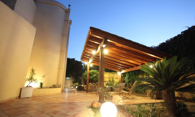 San Leone Cama Y Desayuno | B&B Villa Maiolica
