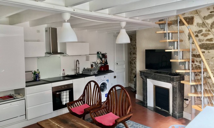Bollee Apartamento | (B) Heart of Le Mans city, quiet and pleasant duplex