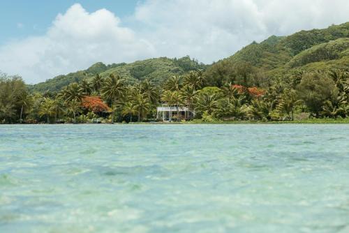 Muri Casa | B's Beach House on Muri Lagoon