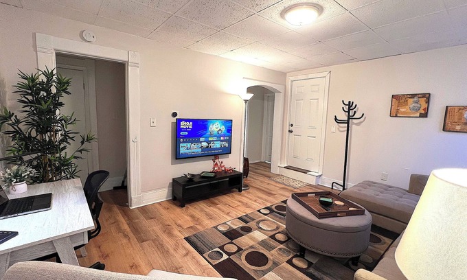 The Hill Apartamento | B1 - Walk to YALE Hospital 2