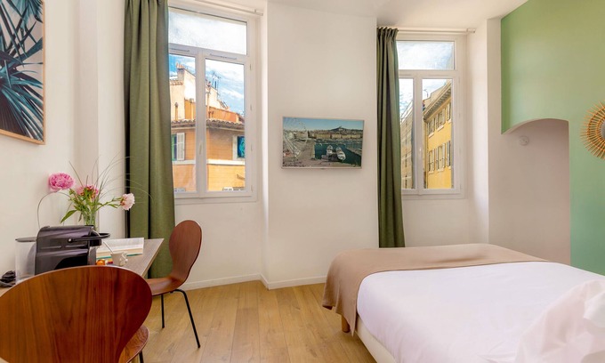Opera Apartamento | B4 Tropiques-Apartamento-Apartamento-Habitación con desagüe-Vista al Puerto