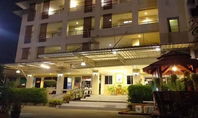 Lat Krabang Apartamento | B9 Airport Resident