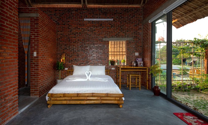 Dien Duong Casa | Ba's Garden Beachside Homestay