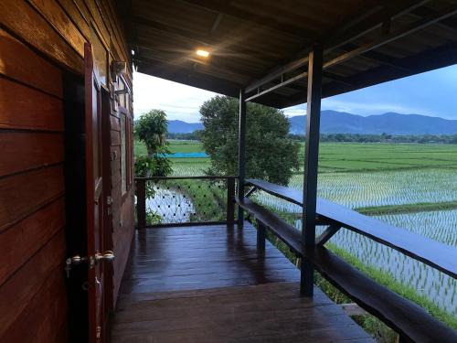 Choeng Doi Casa | Baan PhuriChaya Doi Saket Chiang Mai Peaceful Stay with Mountain and Rice Field View