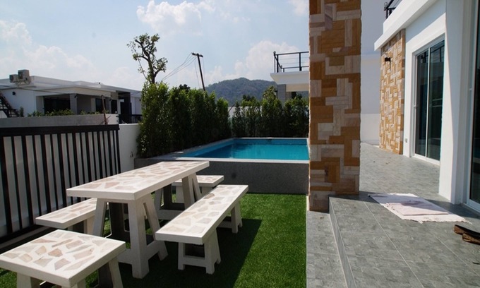 Hua Hin Villa | Baan Rolita Pool Villa Hua Hin
