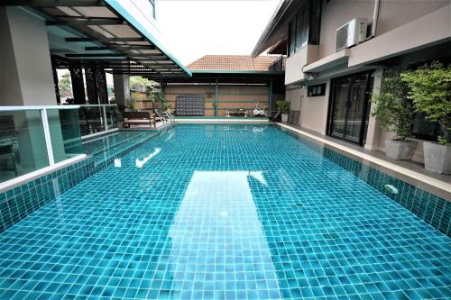 Din Daeng Hotel | Baan Tanwa - MRT Ratchadapisek