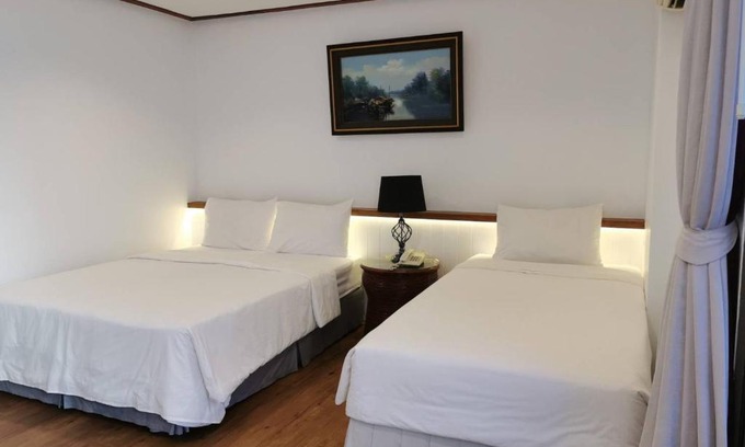 Hua Hin Hotel | BaanBusarin Hotel