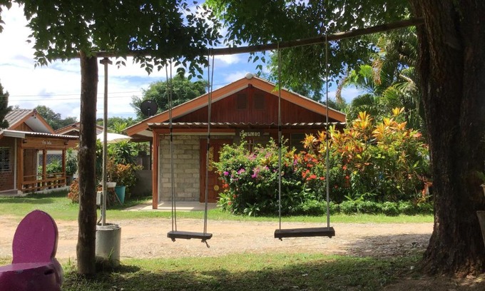 Pua Casa | Baanpak Chomdoi