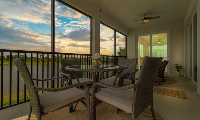 Punta Gorda Casa | Babcock National Coach. Crisp, Elegant and Serene.