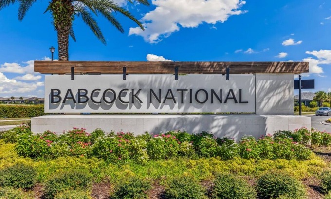 Biggar Condominio | Babcock National Golf Condo - Great location and opportunity to play golf!