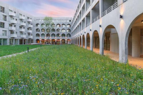 Pres Hotel | Babel Community Hôtel Lille - Villeneuve d'Ascq