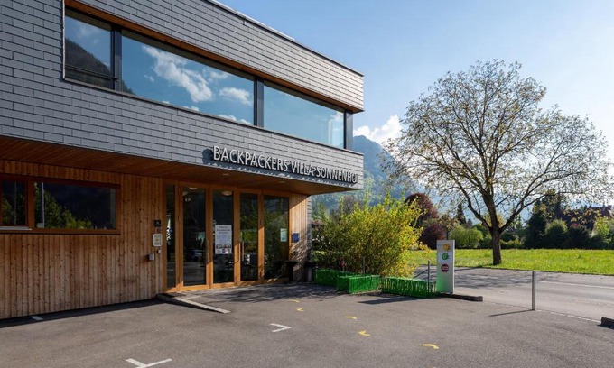 Central Interlaken Hostal | Backpackers Villa Sonnenhof - Hostel Interlaken