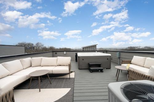 Nashville Casa | Backstage - 3 units - Rooftop Hot Tubs
