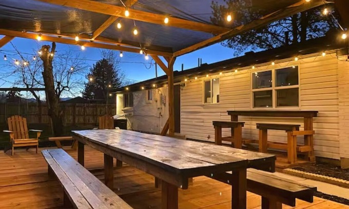 South Salt Lake Casa | Backyard Mountain View Oasis ~ Sleeps 10 - Chinatown, Downtown