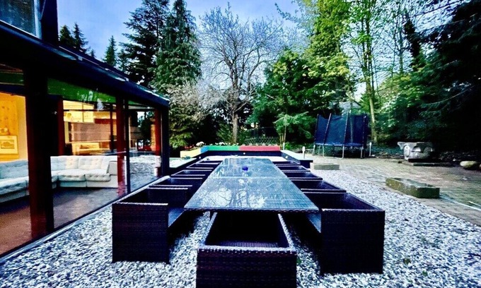 Bad Harzburg Villa | Bad Harzburg, family groups up to 20 persons, pool swimming pool party room garden