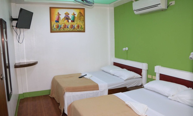 Puerto Galera Complejo | BADLADZ Beach & Dive Resort - Deluxe Room