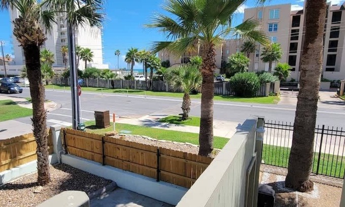 South Padre Island Casa | Bahama Mama House